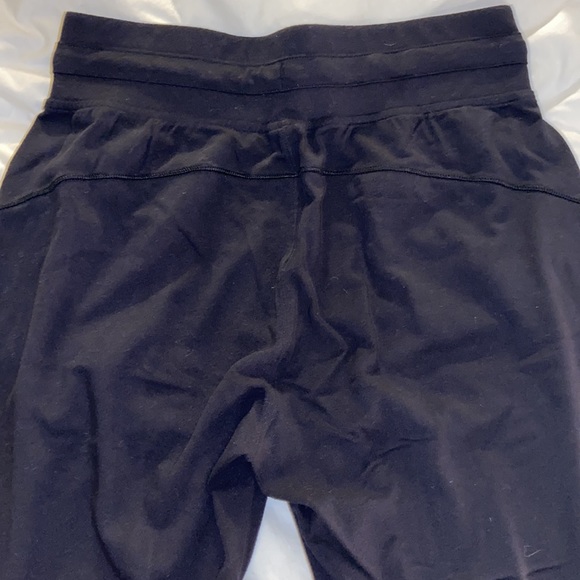 GUC ready to rulu joggers *hemmed for 5’4” - Picture 5 of 10